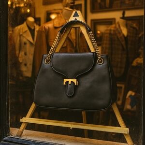 Elegant Black Leather Handbag